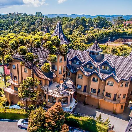Hotel Castelo Nacional Inn Кампус-ду-Жордан Екстер'єр фото